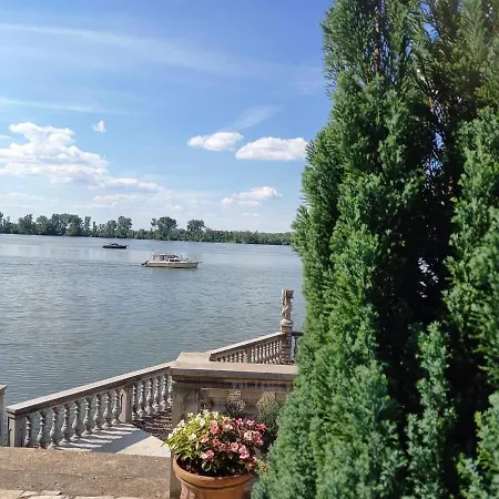 Jugovo S Smederevo